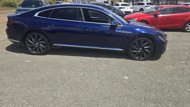 Volkswagen Arteon 2.0T SEL Premium R-Line w/20 AWD 4MOTION 2019 Blue