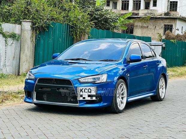 Mitsubishi Lancer Evo 2011 Blue