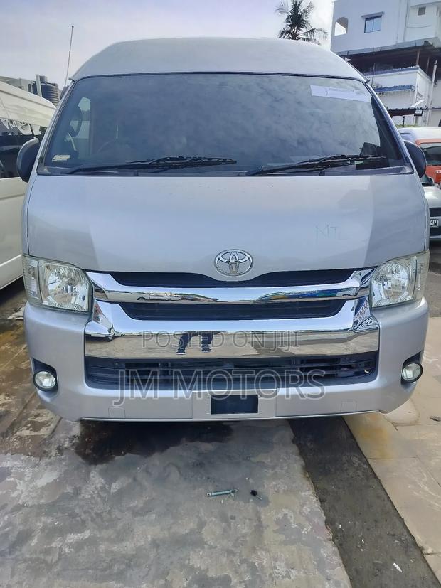 Toyota HiAce 2019 Gray