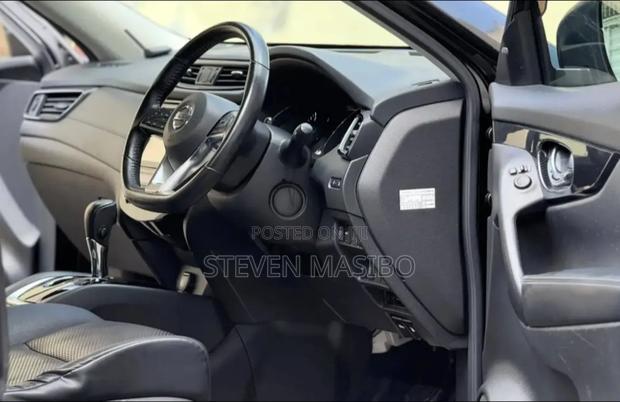 Nissan X-Trail 2.0 Petrol AWD 2018 Black