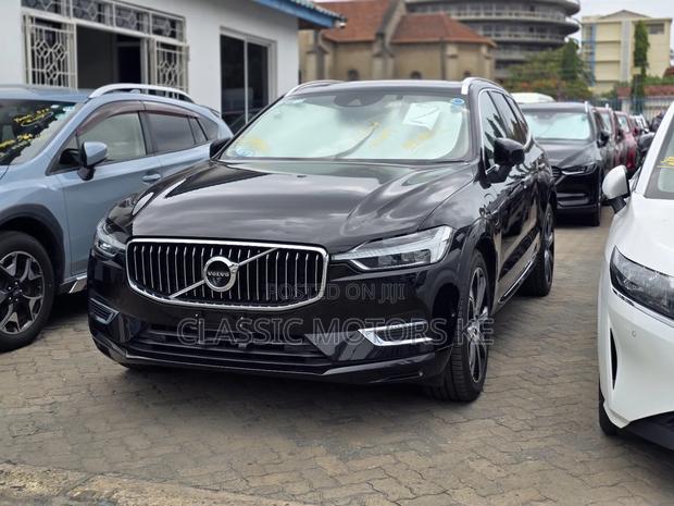 Volvo XC60 T6 R-Design AWD 2019 Black