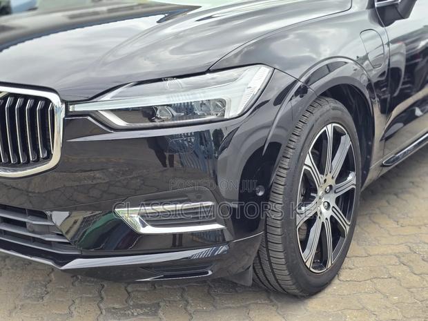 Volvo XC60 T6 R-Design AWD 2019 Black