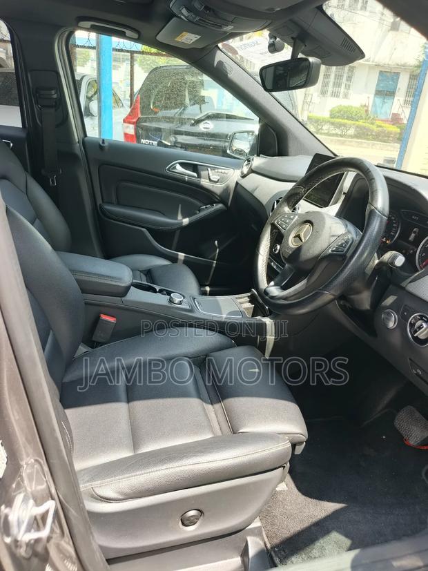 Mercedes-Benz B-Class B180 Petrol 2019 Gray