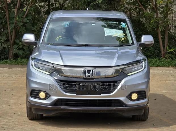 Honda Vezel 1.5 Hybrid 4WD 2018 Silver