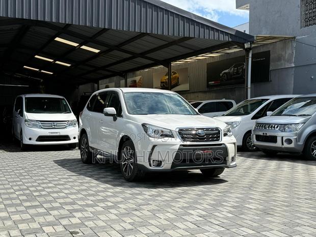 Subaru Forester 2018 Pearl