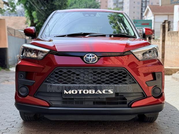 Toyota Raize 1.0 AWD 2019 Red
