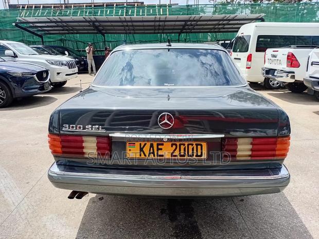 Mercedes-Benz SL-Class 1989 Black