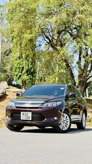 Toyota Harrier 2.0 2014 Purple for sale