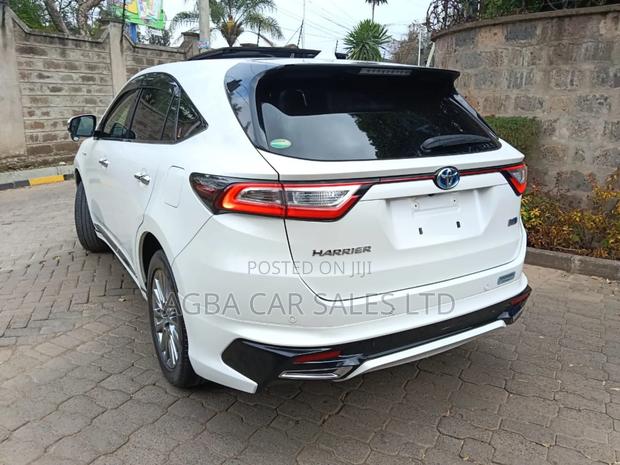 Toyota Harrier 2018 White