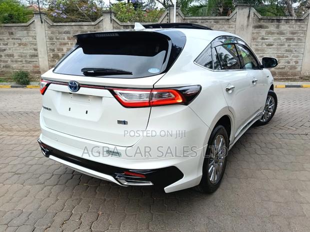 Toyota Harrier 2018 White