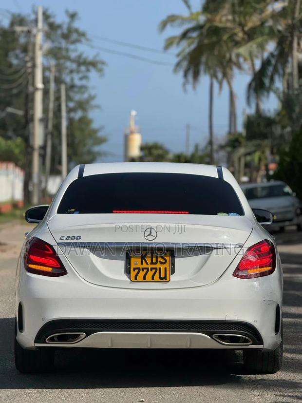 Mercedes-Benz C200 2017 White