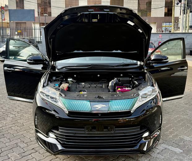 Toyota Harrier 2.0 Turbo 2018 Black