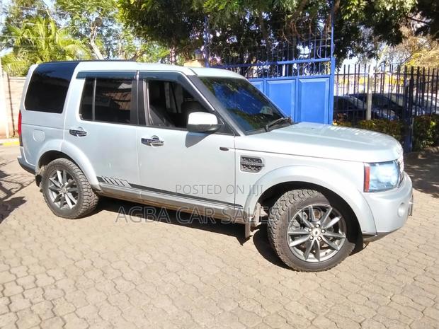 Land Rover Discovery 2010 Silver