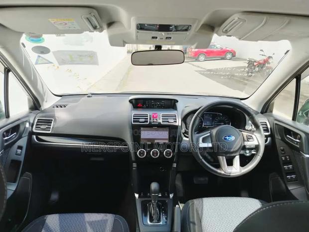 Subaru Forester 2.0XT Touring AWD 2018 Black