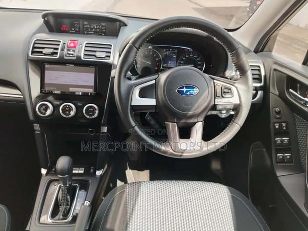 Subaru Forester 2.0XT Touring AWD 2018 Black