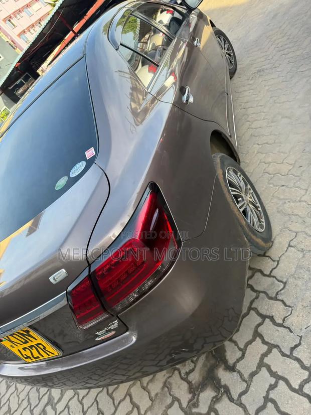 Toyota Premio 1.5 FWD 2017 Brown