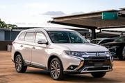 Mitsubishi Outlander 2019 White for sale