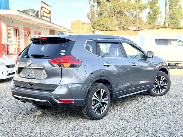 Nissan X-Trail 2.0 Petrol AWD 2018 Gray