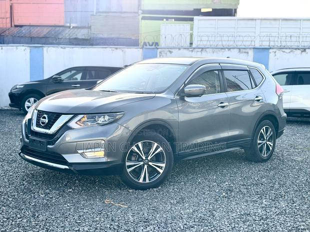 Nissan X-Trail 2.0 Petrol AWD 2018 Gray