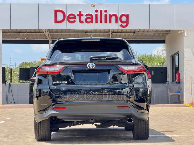 Toyota Harrier 2.0 Turbo 2018 Black