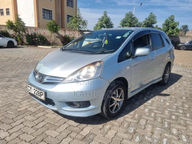 Honda Shuttle 2015 Gray