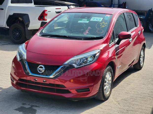 Nissan Note 2019 Red
