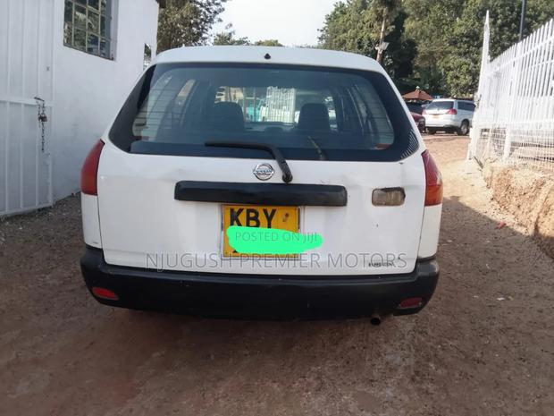 Nissan Advan 2006 White