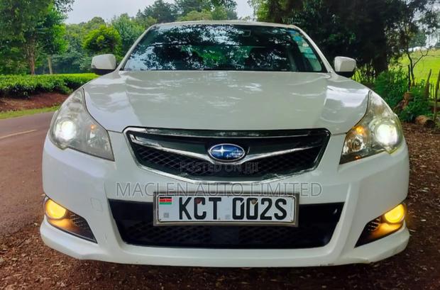Subaru Legacy 2012 White