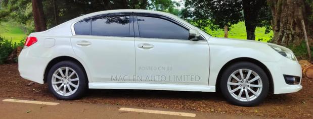 Subaru Legacy 2012 White