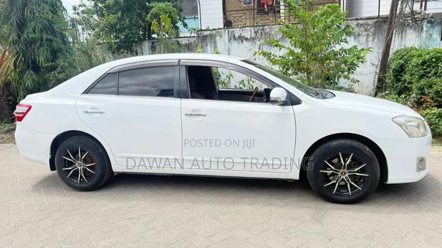 Toyota Premio 2016 White