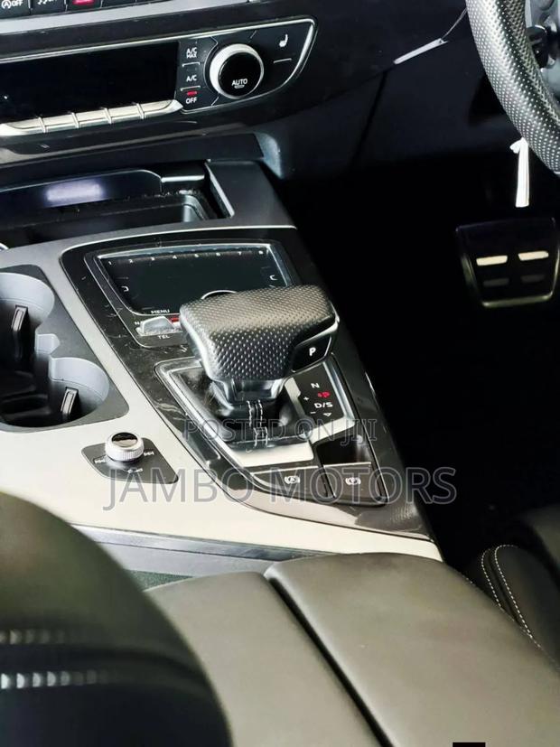 Audi SQ5 3.0T Premium Plus AWD 2019 Blue