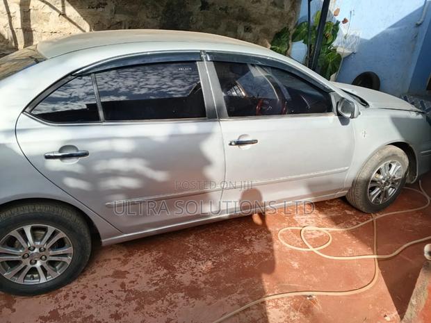 Toyota Premio 2009 Silver