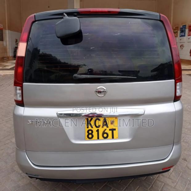 Nissan Serena 2009 Silver