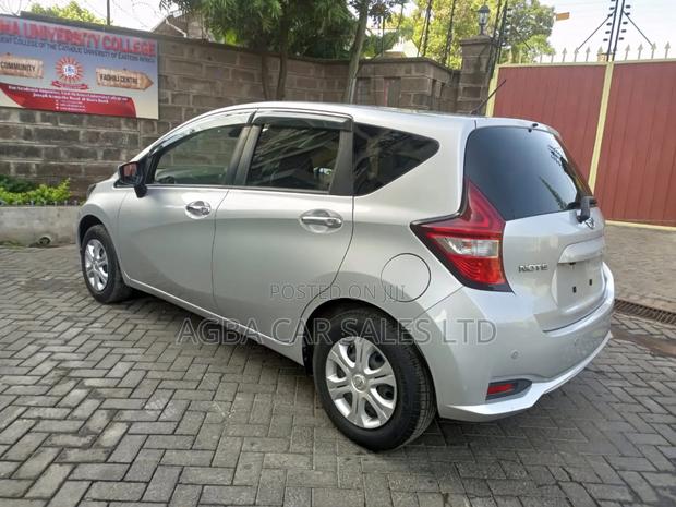 Nissan Note 2018 Silver