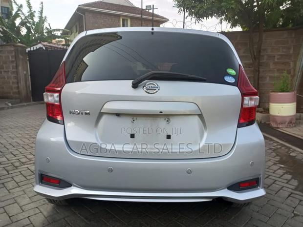 Nissan Note 2018 Silver