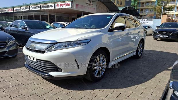 Toyota Harrier 2019 White