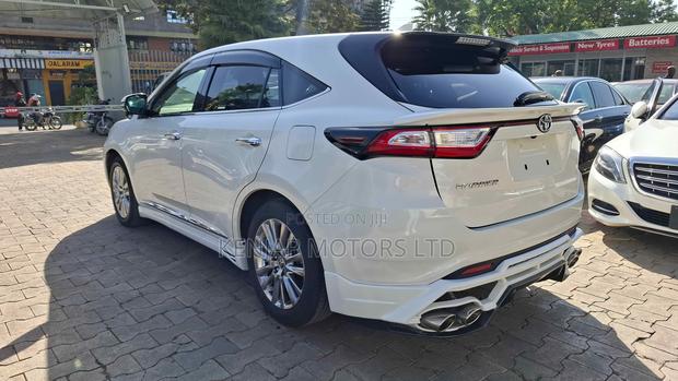 Toyota Harrier 2019 White