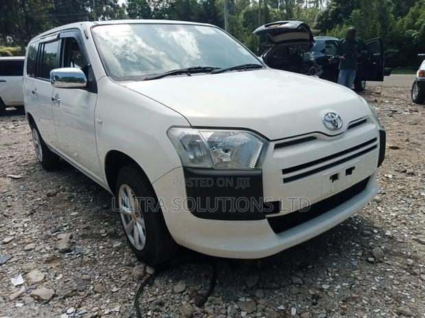 Toyota Probox 2018 White