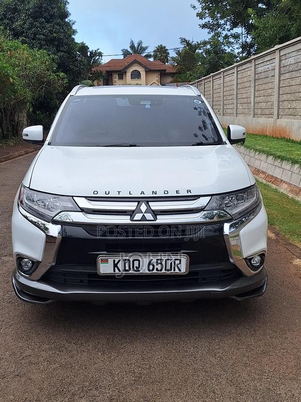 Mitsubishi Outlander SE AWC 2018 Pearl
