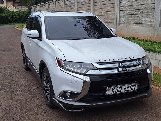Mitsubishi Outlander SE AWC 2018 Pearl