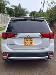 Mitsubishi Outlander SE AWC 2018 Pearl for sale