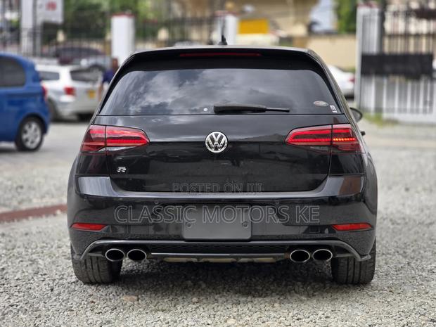 Volkswagen Golf 2018 Black