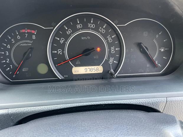 Toyota Voxy 2019 Silver