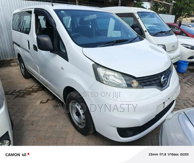 Nissan NV200 2019 White