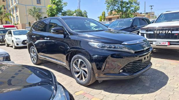 Toyota Harrier 2.0 Turbo 2018 Black