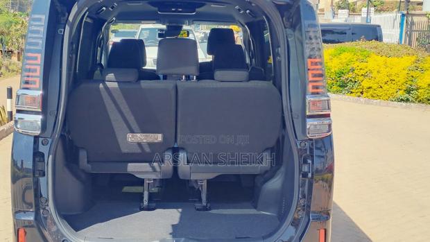 Toyota Voxy 2018 Black
