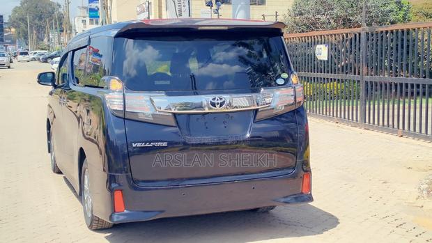 Toyota Vellfire 2018 Black