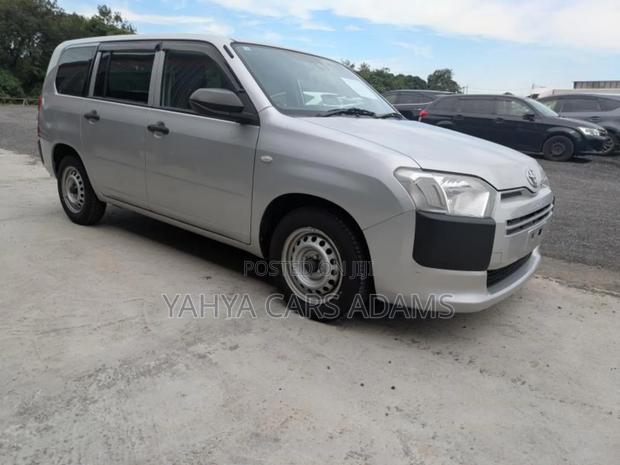 Toyota Probox 1.5 DX Comfort 2WD 2020 Silver