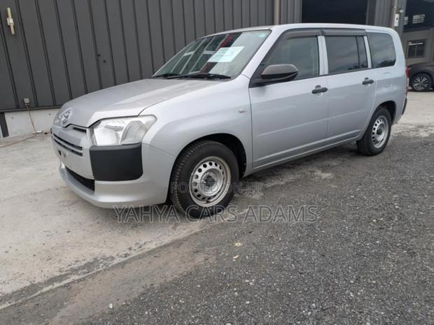 Toyota Probox 1.5 DX Comfort 2WD 2020 Silver