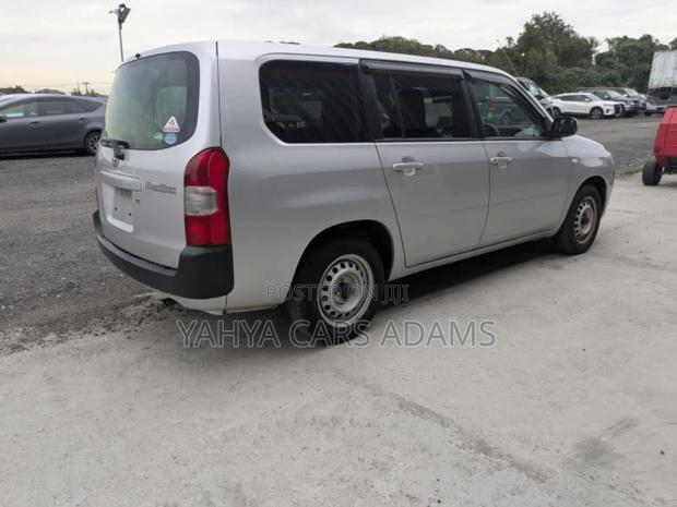 Toyota Probox 1.5 GL 2WD 2019 Silver